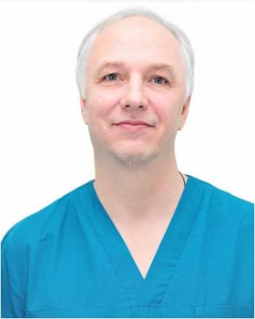 Стаж 37 лет. Цена приема от 6500 рублей